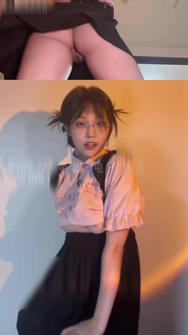 福利姬双视角大秀骚舞